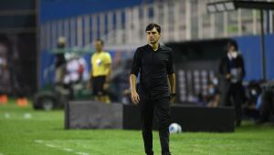 Inter demite técnico Medina após empate em casa na Sul-Americana