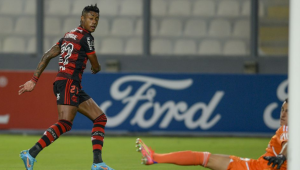 Após indefinição para realização da partida, Flamengo vence Sporting Cristal na Copa Libertadores