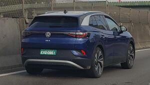 Flagra: Volkswagen ID.4 é visto em testes próximo à fábrica da VW em SP