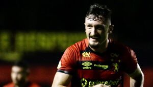 Sander volta aos treinos e pode ser relacionado para jogo contra o CRB