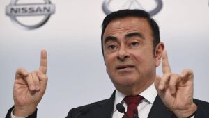 Justiça de Paris emite mandados de prisão contra Carlos Ghosn e outras quatro pessoas, diz WSJ