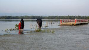 Quatro milhões de afetados por inundações em Bangladesh