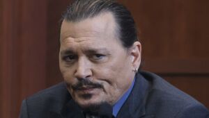 Depp afirma que acusações de agressão feitas por Heard são 'ultrajantes'
