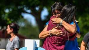 Avó de menina assassinada no Texas pede que governo 'faça algo' para evitar outra tragédia