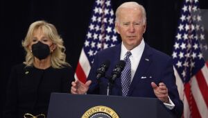 Biden denuncia supremacismo branco em homenagem a vítimas de massacre racista em Buffalo