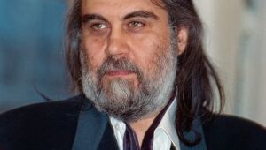 Vangelis, compositor da trilha sonora de 'Blade Runner', morre aos 79 anos