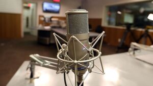 Senado regulamenta identidade profissional de radialista