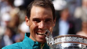 Após título de Roland Garros, Nadal sobe uma posição no ranking da ATP