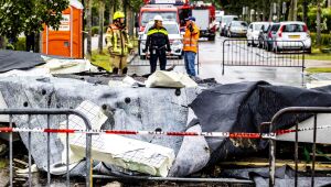 Tornado deixa pelo menos um morto na Holanda