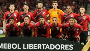 Athletico encara Libertad no Paraguai para ir às quartas da Libertadores; veja onde assistir