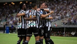 Ceará volta a derrotar The Strongest e segue na Sul-Americana