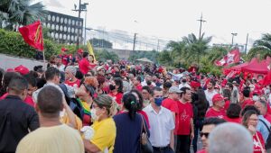 Acompanhe, ao vivo, o ato político de Lula no Classic Hall