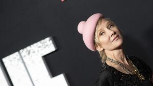 Carro da atriz Anne Heche estava a 145 km/h no momento do acidente, revela laudo