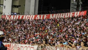 Santa não soube aproveitar essa ajuda. Será que Sport e Náutico vão saber?!