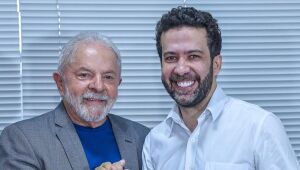 André Janones desiste de candidatura presidencial e apoiará Lula