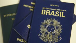 Fila para emissão do passaporte passa de 108 mil pessoas