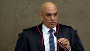 Moraes, do STF, prorroga inquérito sobre milícias digitais e ataques de Bolsonaro a urnas