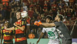 Após tomar terceiro amarelo diante do CRB, Fábio Alemão vira baixa contra a Ponte