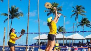 Amigas criam aplicativo para encontrar dupla perfeita no Beach Tennis