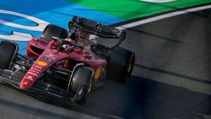 Leclerc faz melhor tempo nos primeiros treinos livres do GP da Holanda; Red Bull decepciona