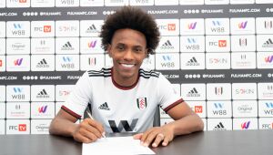 Willian assina com o Fulham e volta à Premier League