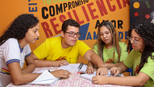 Alunos protagonistas participam ativamente da gestão escolar