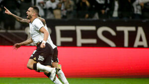 Copa do Brasil: Corinthians vence Fluminense e pega Flamengo na final