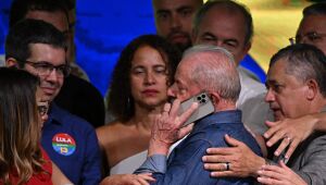 Líderes internacionais cumprimentam Lula pela vitória à Presidência