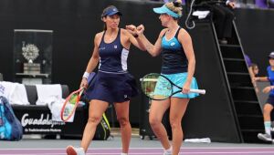 Luisa Stefani e Storm Sanders vão à final do WTA 1000 de Guadalajara