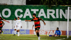 Feliz com primeiro gol pelo Sport, Wanderson diz que grupo nunca desacreditou do acesso