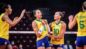 Brasil bate Porto Rico em dia inspirado de Carol no Mundial de Vôlei