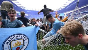 Manchester City é multado por invasão de campo na comemoração do título da temporada 2021/22