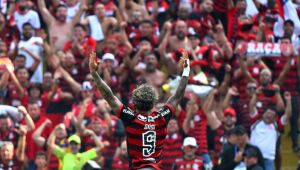 Flamengo vence Athletico-PR e é tricampeão da Copa Libertadores