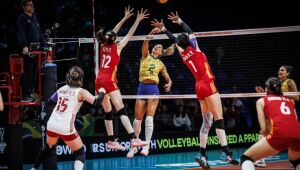 Brasil se recupera no Mundial de vôlei e vence a China em sua melhor apresentação