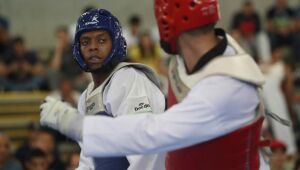 Maicon Andrade é bicampeão em Grand Prix de Taekwondo, na Inglaterra