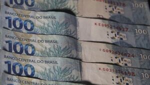 Orçamento de 2025 prevê salário mínimo de R$ 1.509