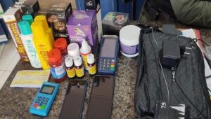 Casal que vendia produtos de fisioterapia de porta em porta é preso por estelionato em Araripina