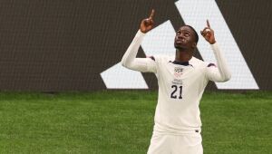 Tim Weah, dos EUA, marcou um gol em Copa do Mundo em nome do pai que nunca jogou o torneio