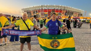 "Quando toca o hino, é de arrepiar": emoção na décima Copa do Mundo