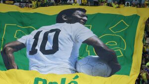 Luto no futebol: imprensa internacional repercute a morte de Pelé