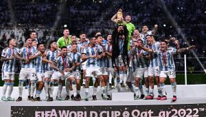 Argentina se prepara para receber Messi e seus outros heróis campeões do mundo