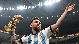 Messi pode estampar nota de 1 mil pesos como homenagem ao tricampeonato da Argentina