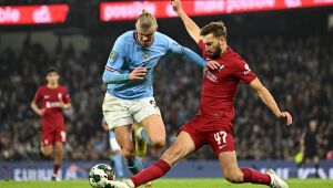 Manchester City elimina Liverpool nas oitavas da Copa da Liga Inglesa