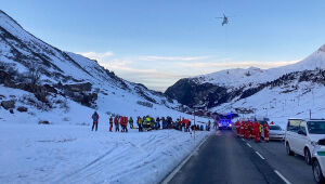 Avalanche de neve sepulta 12 pessoas em pista de esqui na Áustria