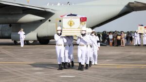 Marinha da Tailândia recupera mais seis corpos após naufrágio de navio de guerra