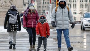 Tempestade de inverno "histórica" afeta o Natal nos Estados Unidos