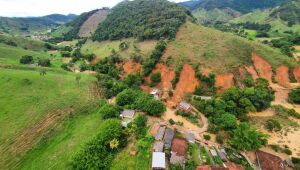 Quatro pessoas morrem em deslizamento de terra em Minas Gerais