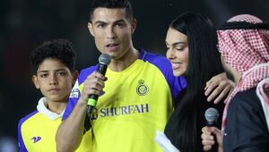 "Na Europa meu trabalho se encerrou", garante CR7 ao ser apresentado ao Al-Nassr