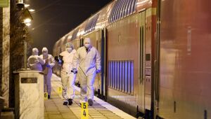 Ao menos duas pessoas morrem em ataque a faca em trem na Alemanha