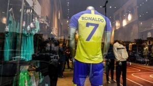 Cristiano Ronaldo será apresentado na terça-feira aos torcedores do Al-Nassr